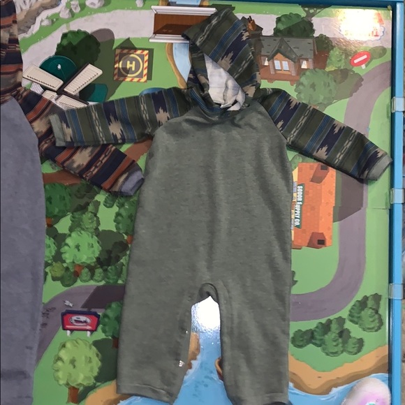 New without tags my son never got to use them 😍 - Picture 3 of 4